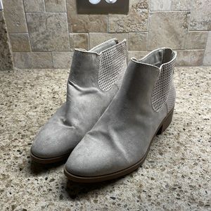 Dolce Vita heel booties